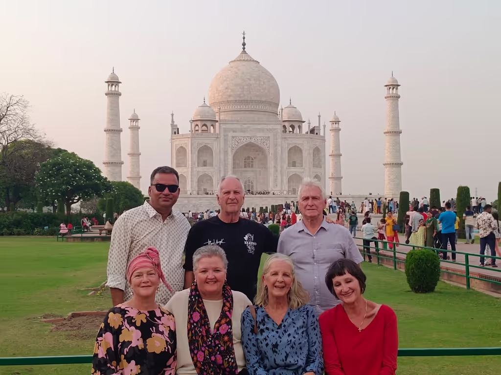 Delhi Private Tour - The iconic Taj