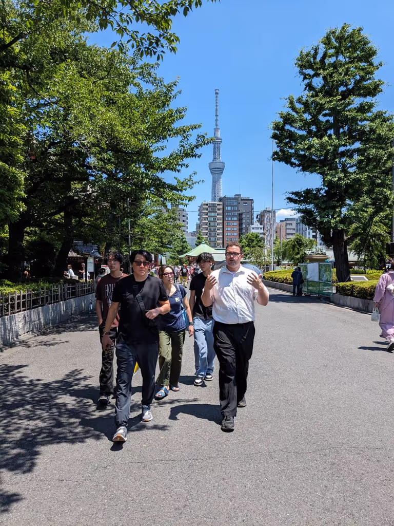 Tokyo Private Tour - Touring with Skytree in the background