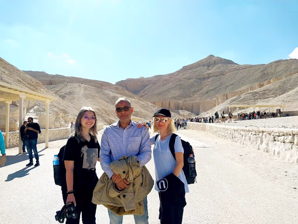 Cairo Private Tour - Valley of Kings in Luxor west Bank