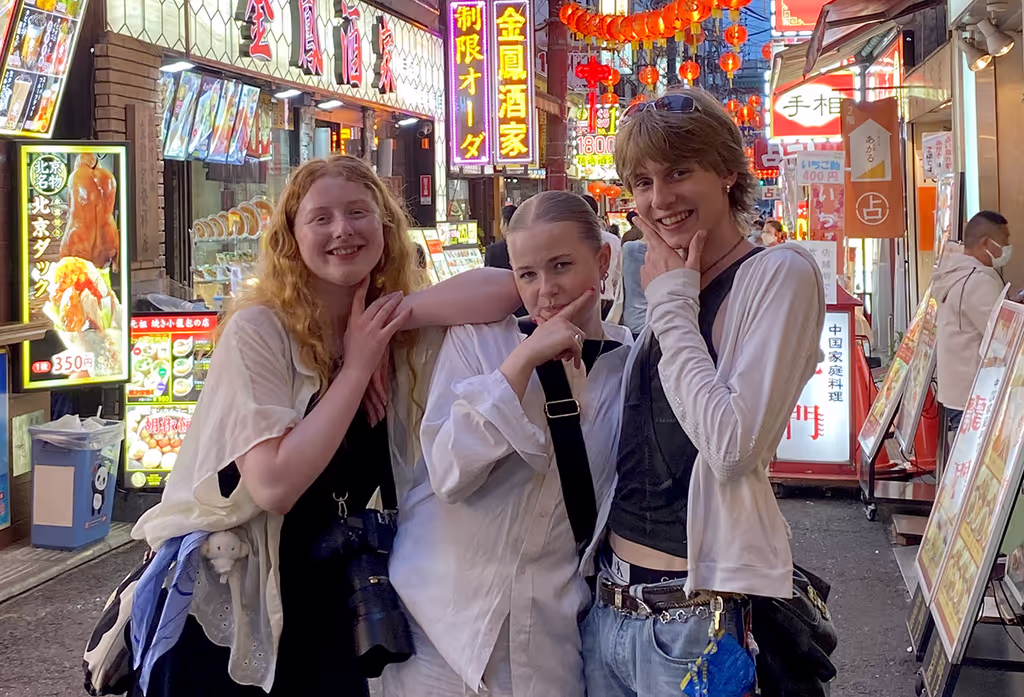 Yokohama Private Tour - Guests from Sweden at China town, Yokohama