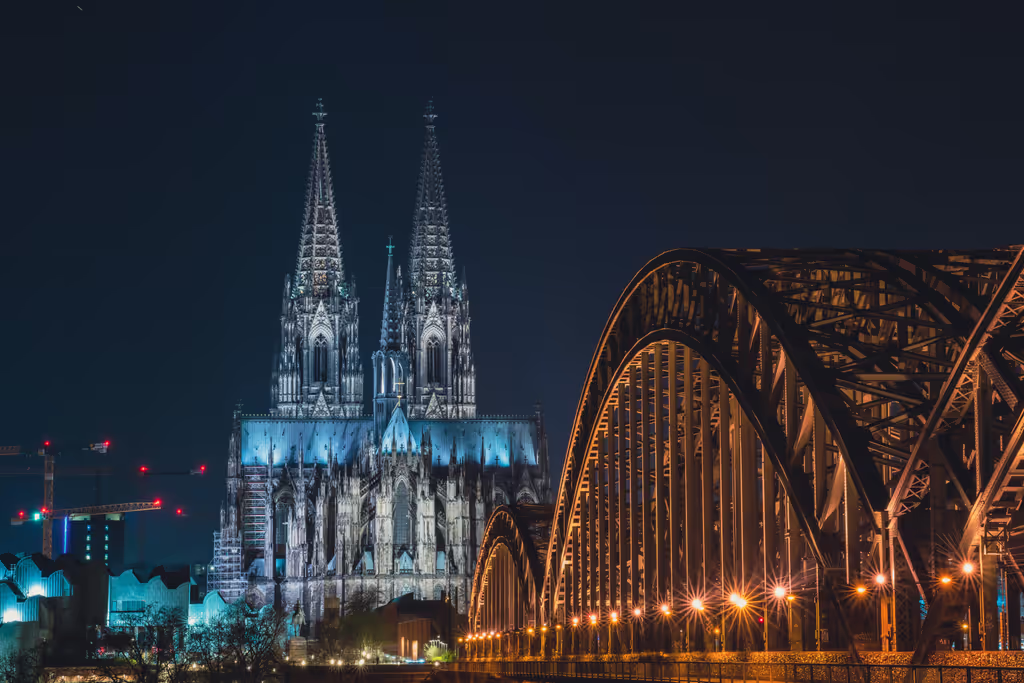 Cologne Private Tour - Cologne's Unforgettable Nightlife Hotspots