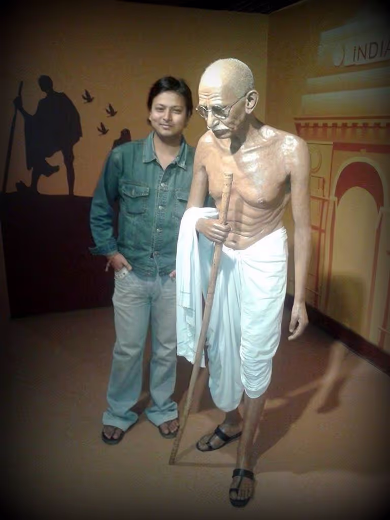 Kolkata Private Tour - Me at Wax Museum, Kolkata