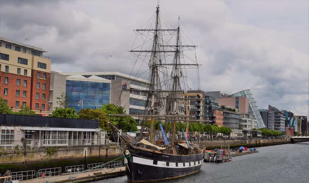 Dublin Private Tour - The Jeanne Johnson Ship