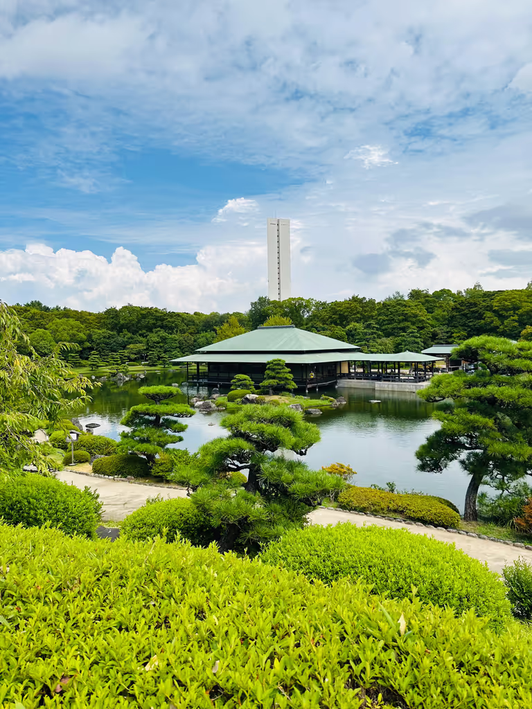 Osaka Private Tour - A Peacefull Japanese Garden 