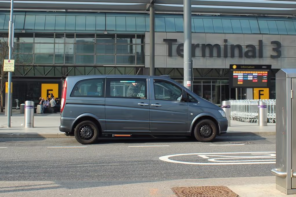London Private Tour - Heathrow Airport Departure drop off point