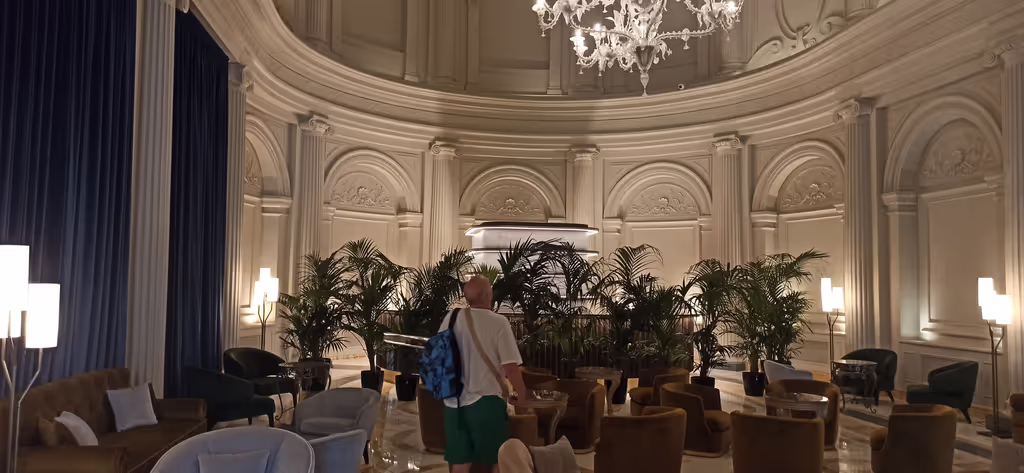 Lazio Private Tour - Palazzo Naiadi