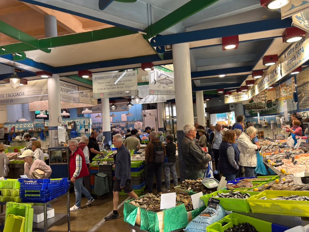 Paris Private Tour - fish market in Saint Jean de Luz