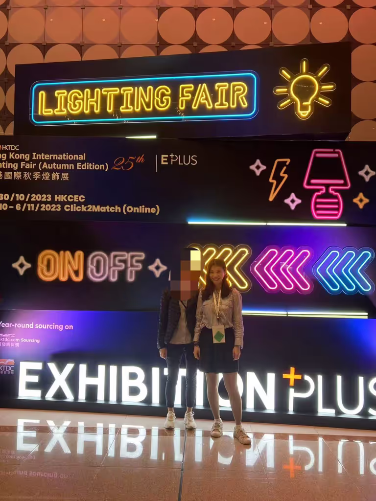 Guangzhou Private Tour - Accompanying a client to the Hong Kong International Lighting Fair, supporting with communication and navigation