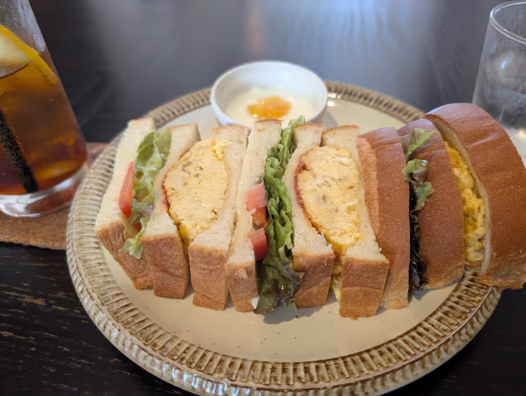 Osaka Private Tour - A fluffy sandwich lunch to brighten your day.