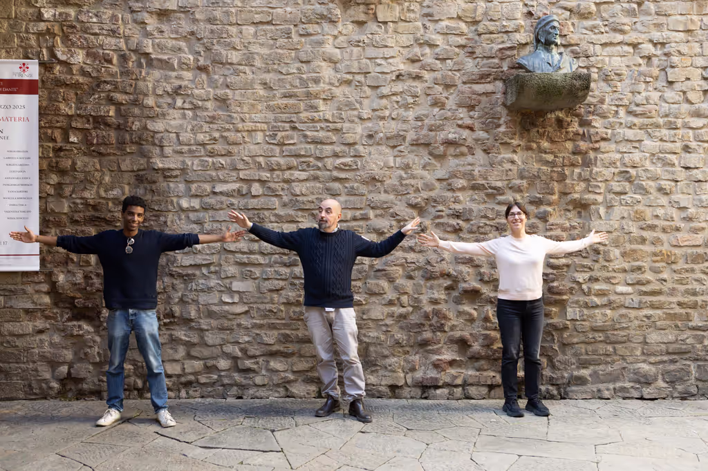 Florence Private Tour -  Behind the magic: human connection, intuition, and the streets of Florence