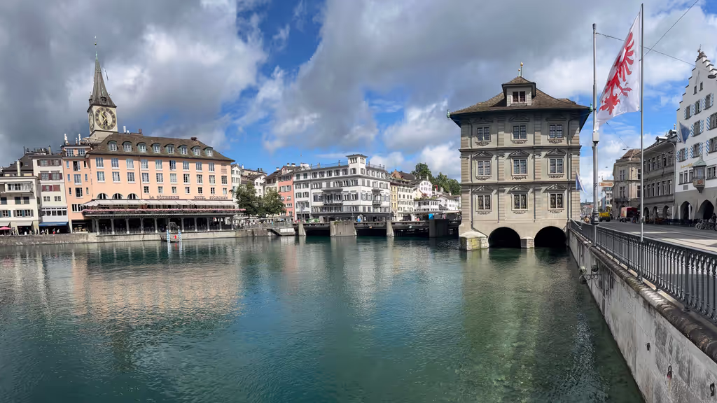 Zurich Private Tour - St.Peter's Church, and Mayor's house