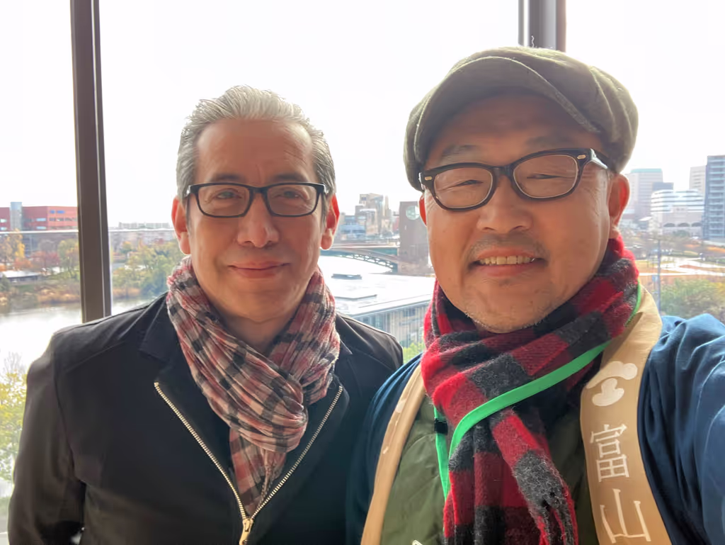 Toyama Private Tour - Guest at an art museum in Toyama with Naoto