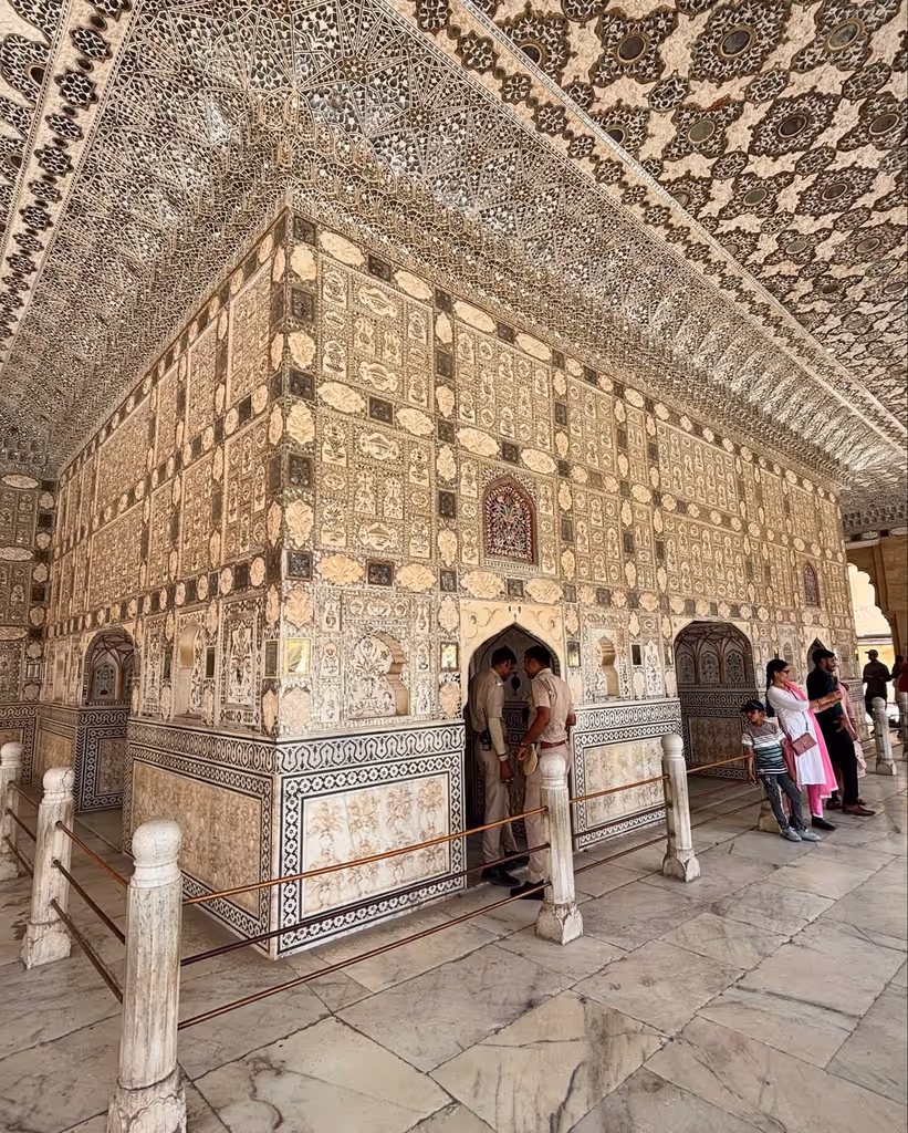 Jaipur Private Tour - Mirror Palace in Amber Fort
