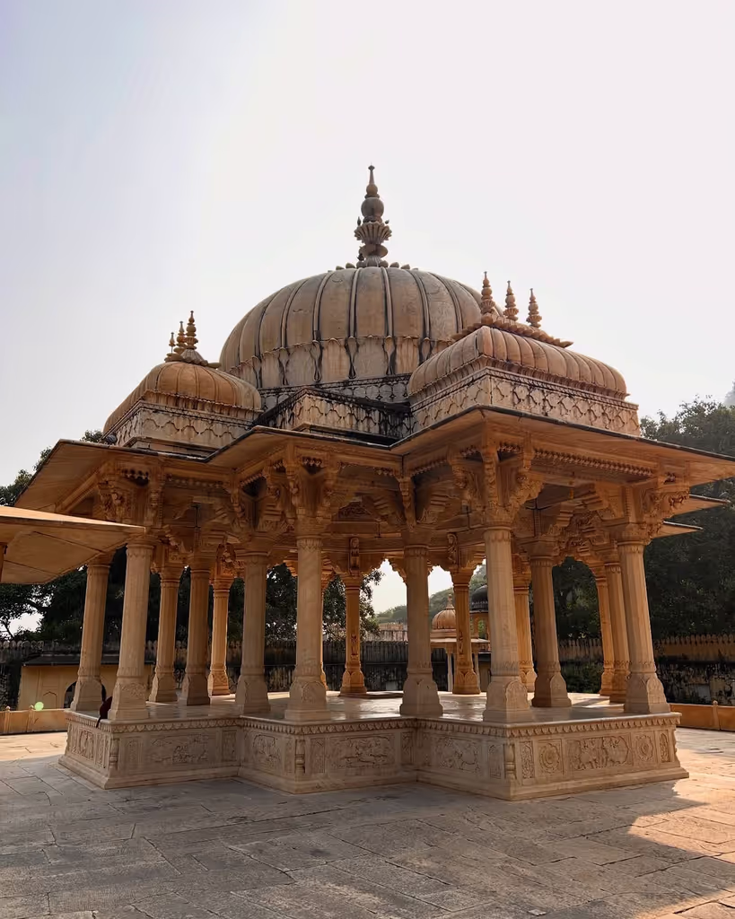 Jaipur Private Tour - Gaitor ki Chhatriyan 