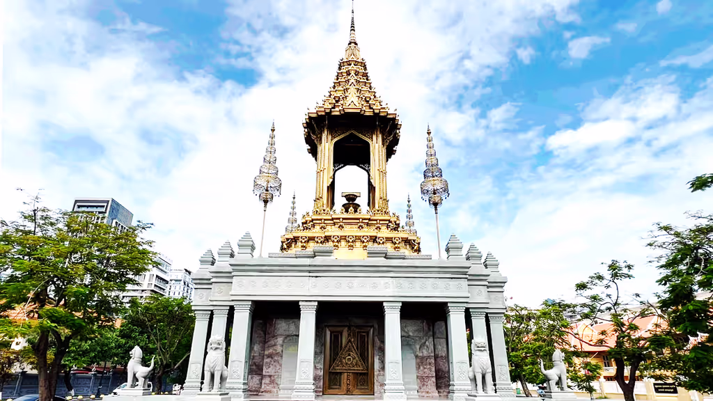 Siem Reap Private Tour - The Constitution Monument in Phnom Penh – a graceful Khmer-style pavilion built to honor Cambodia’s 1993 Constitution, symbolizing peace, democracy, and the nation’s rebirth after decades of struggle.
