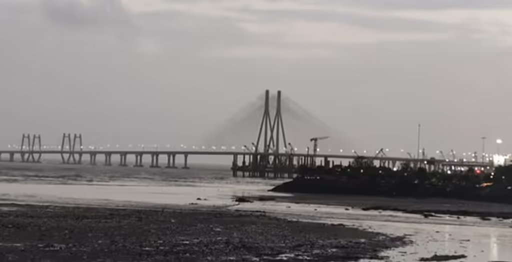 Maharashtra Private Tour - Bandra worli sea link