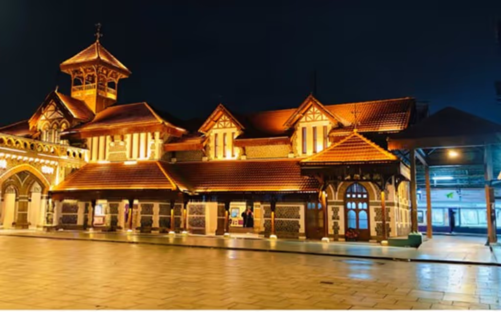 Maharashtra Private Tour - Iconic Heritage tour