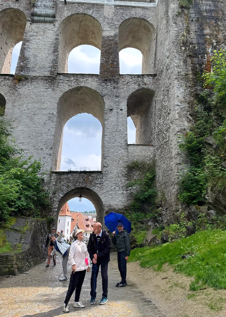 Stredocesky Kraj Private Tour - el puente del castillo