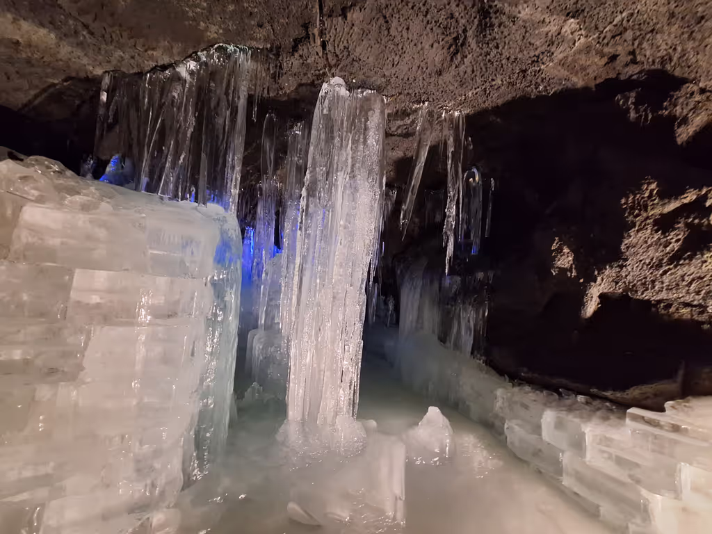 Yamanashi Private Tour - Narusawa Ice Cave