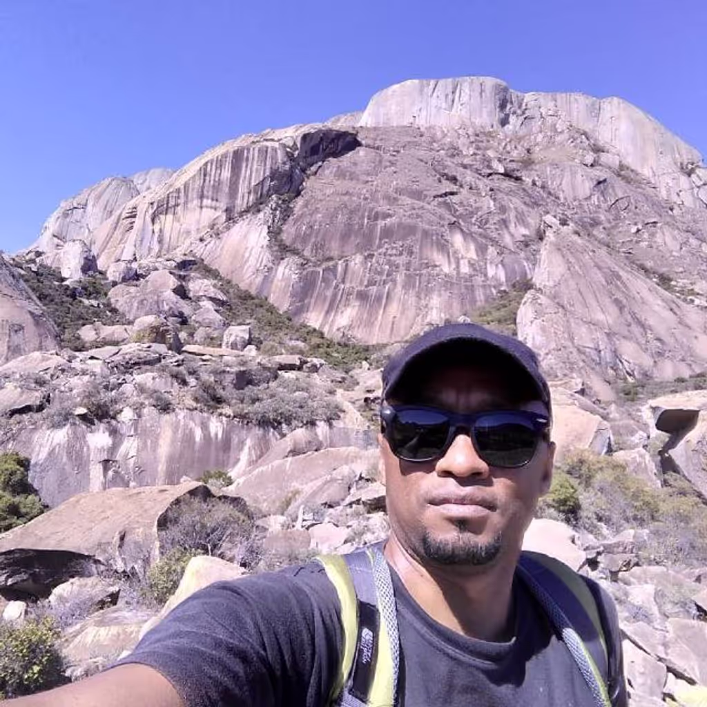 Antananarivo Private Tour - The Cameleon Rock