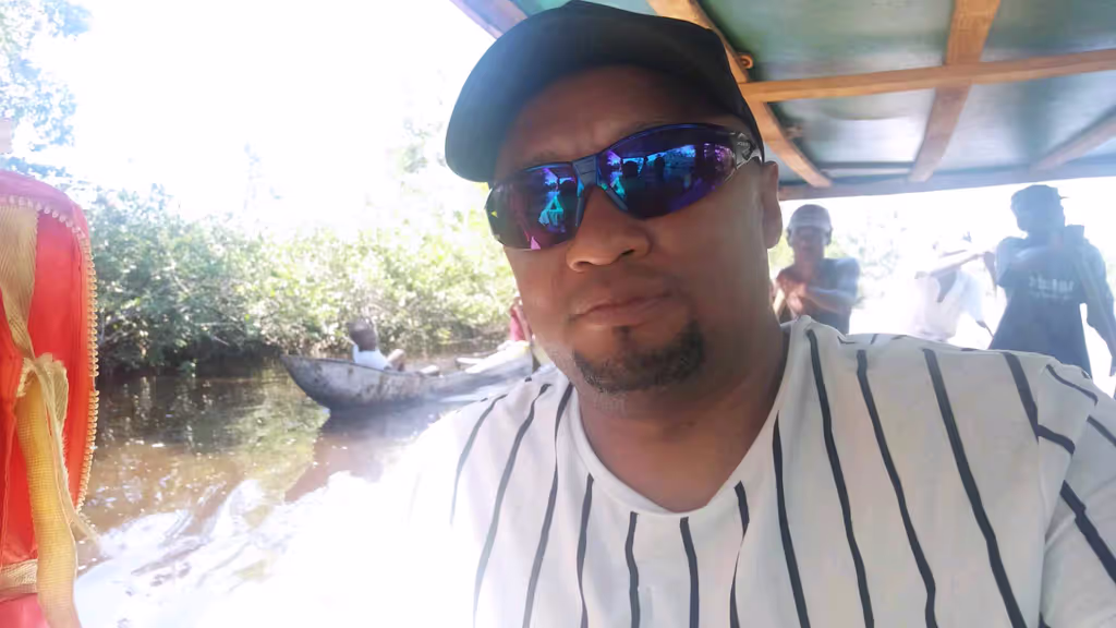 Antananarivo Private Tour - Tour Boat 