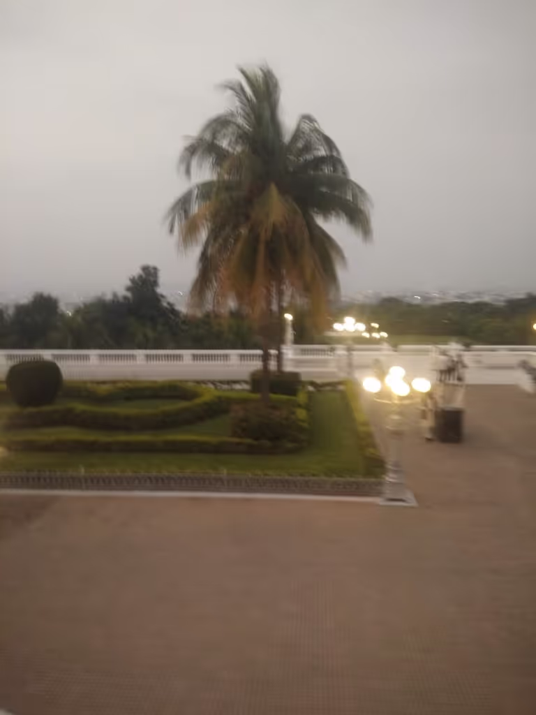 Hyderabad Private Tour - Falaknama palace gardens 