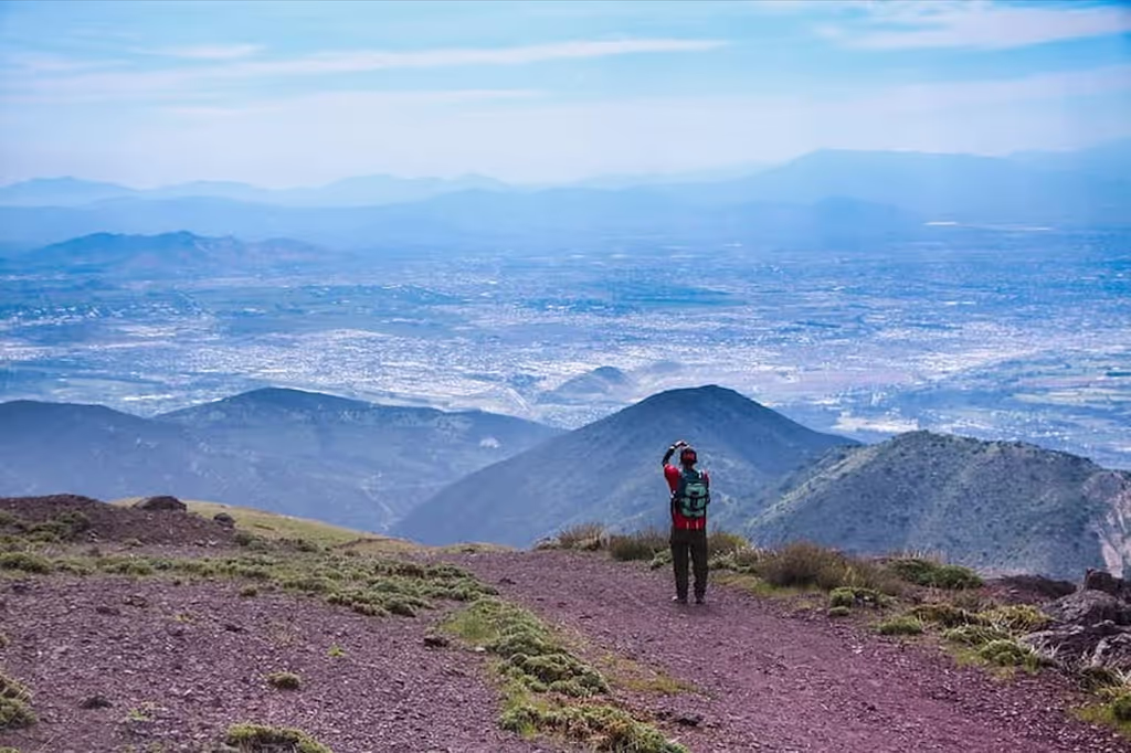 Santiago Private Tour - Santiago foothills