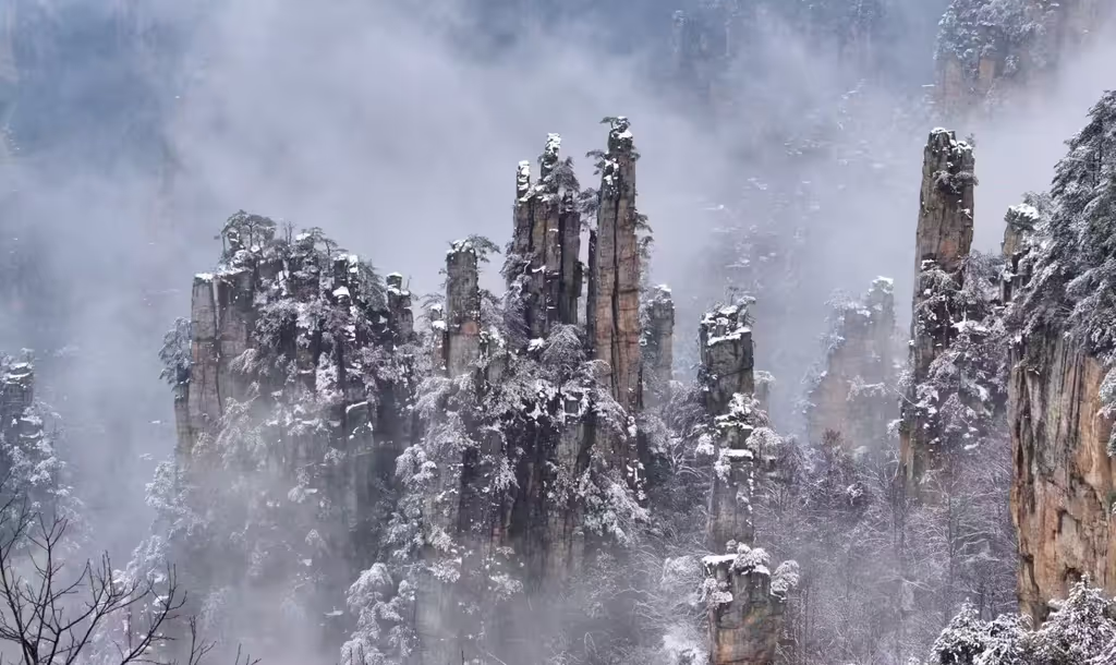 Hunan Private Tour - Winter Snow (Tianzi Mountain)
