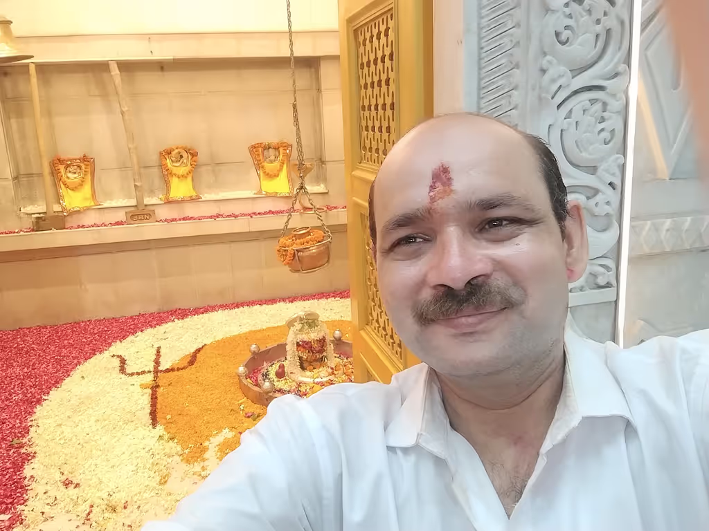 Uttar Pradesh Private Tour - Koneshwar Mahadev Lucknow 