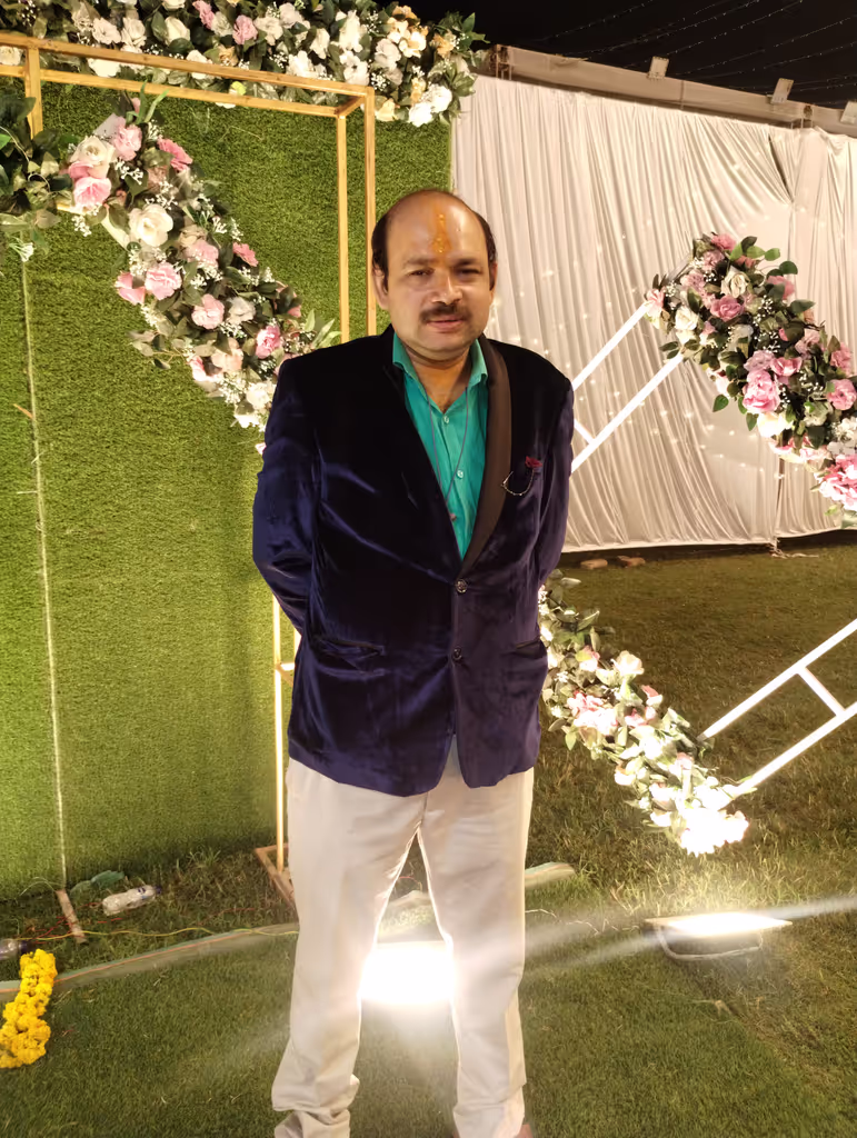 Uttar Pradesh Private Tour - Party Resort Lucknow 