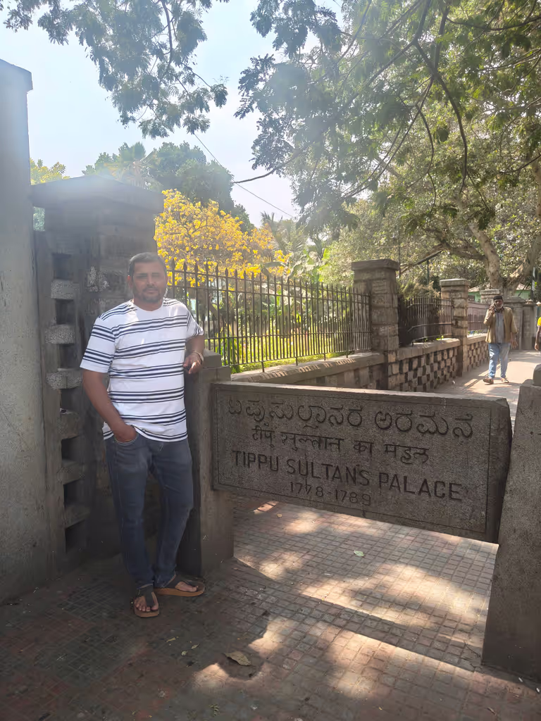 Bangalore Private Tour - My self @tippu palace 