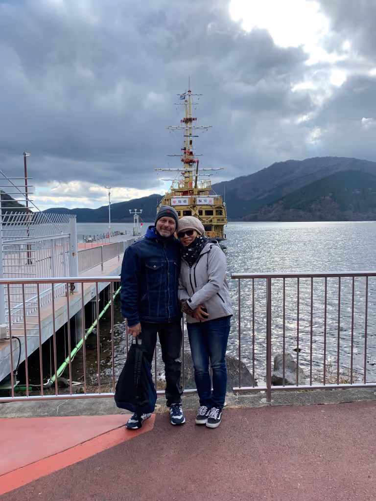 Chiba Private Tour - My guests at Lake Ashi in Hakone