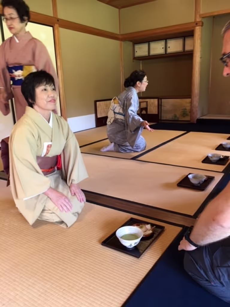 Kobe Private Tour - Experience of a tea ceremony is available at Kokoen Japanese Garden in Himeji
