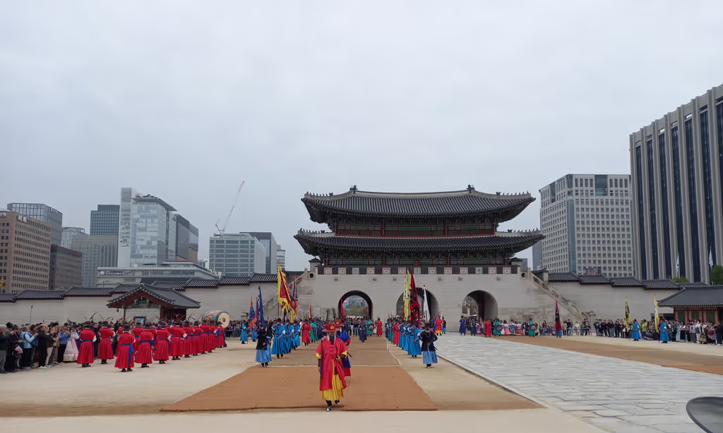 Seoul Private Tour - Gyeongbokgung main gate