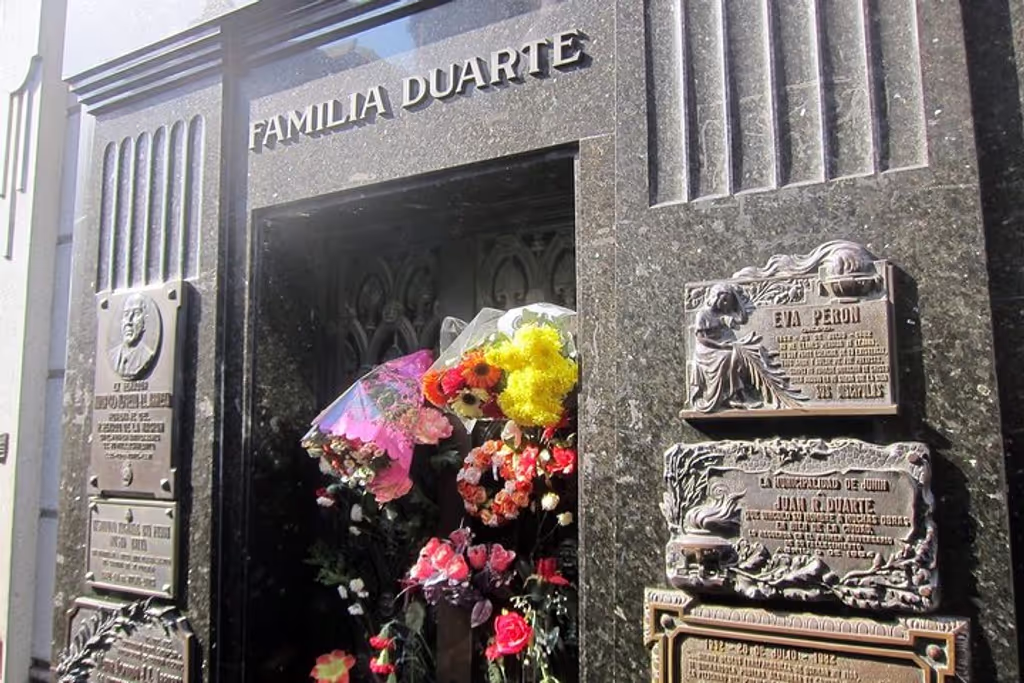 Buenos Aires Private Tour - Evita´s mausoleum