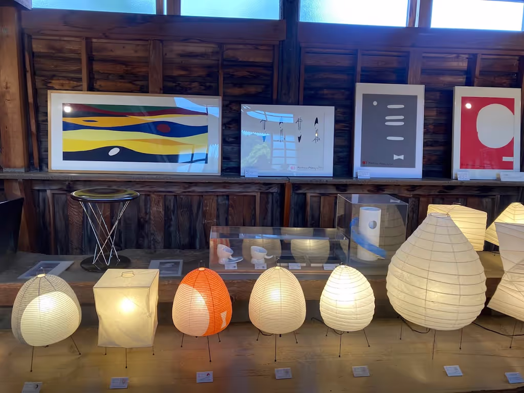 Kagawa Private Tour - Light Sculpture by Isamu Noguchi