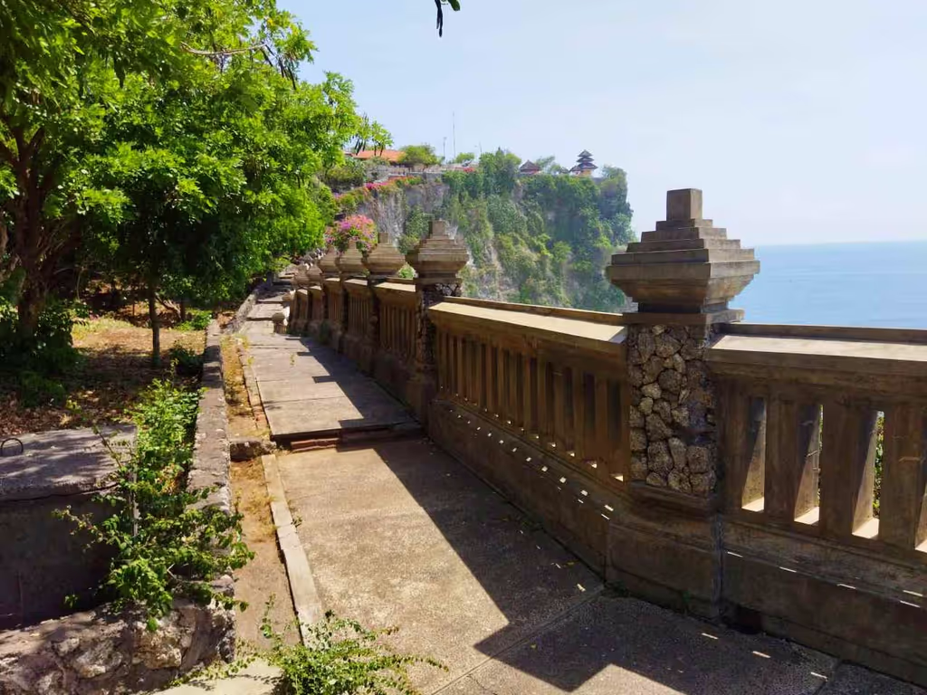 Bali Private Tour - Uluwatu temple