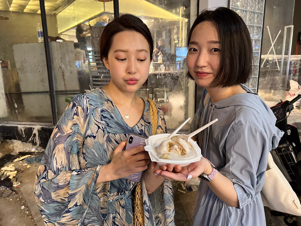 Ho Chi Minh Private Tour - Korea guests