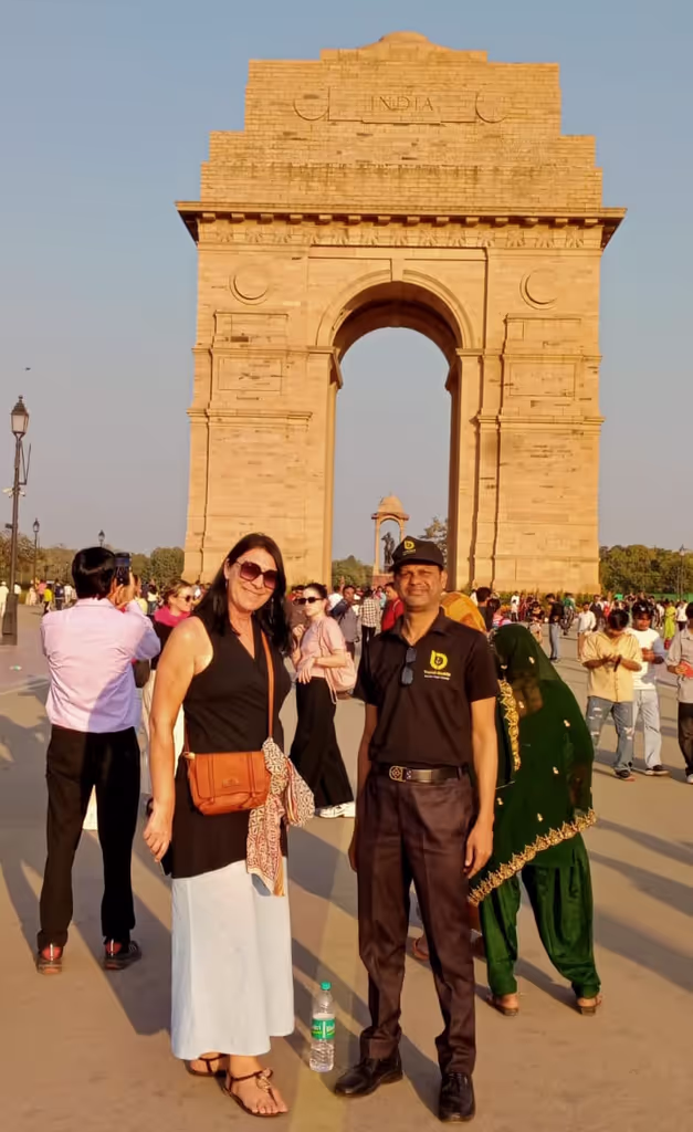 Delhi Private Tour - India Gate is one of the favorites among Tourists