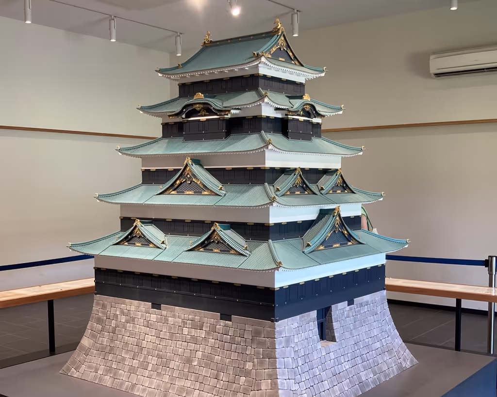 Tokyo Private Tour - A scale model of Edo Castle keep