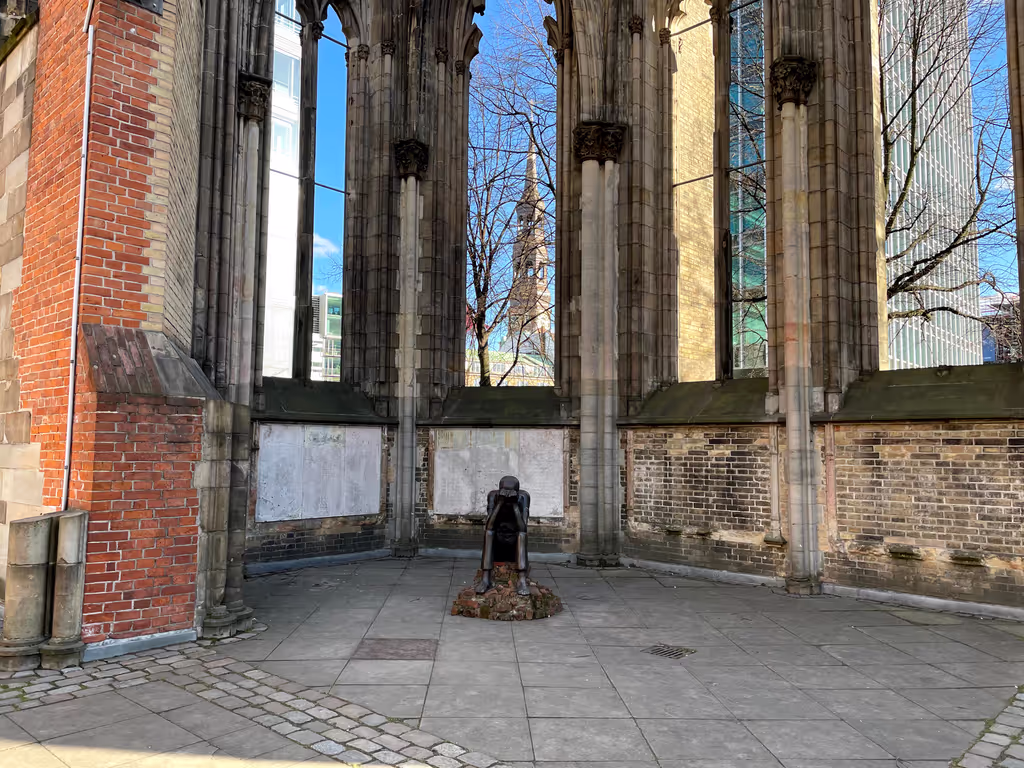 Hamburg Private Tour - Nicolai WWII Memorium