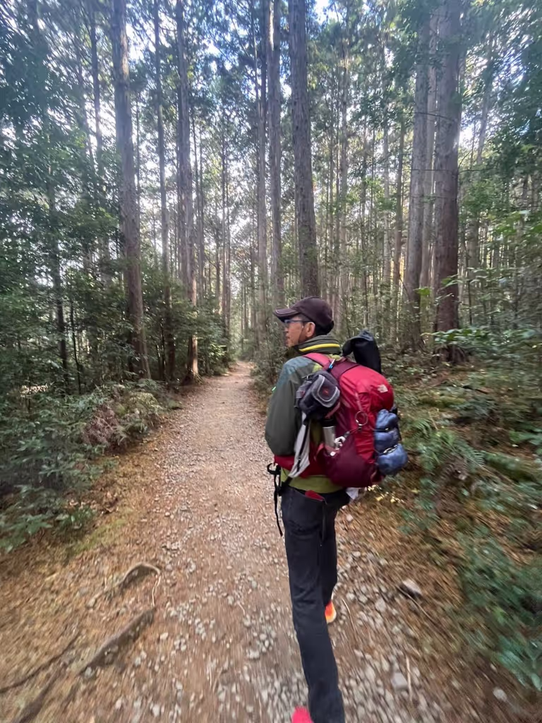 Wakayama Private Tour - Keiji on a trail