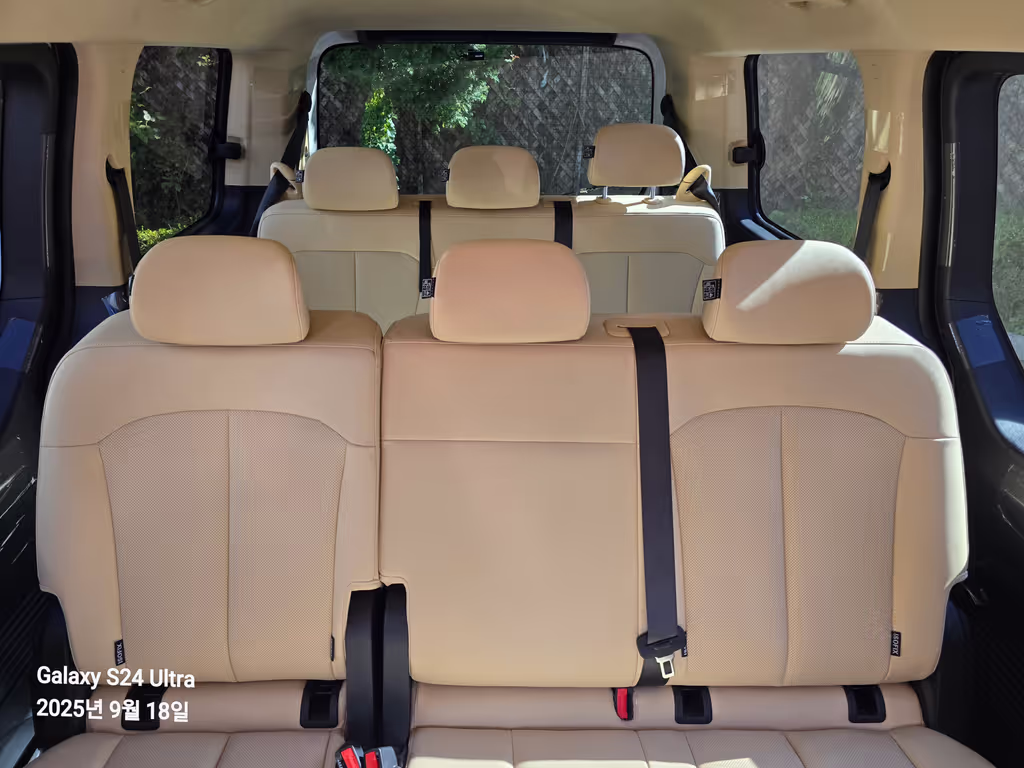 Seoul Private Tour - 9 seater van