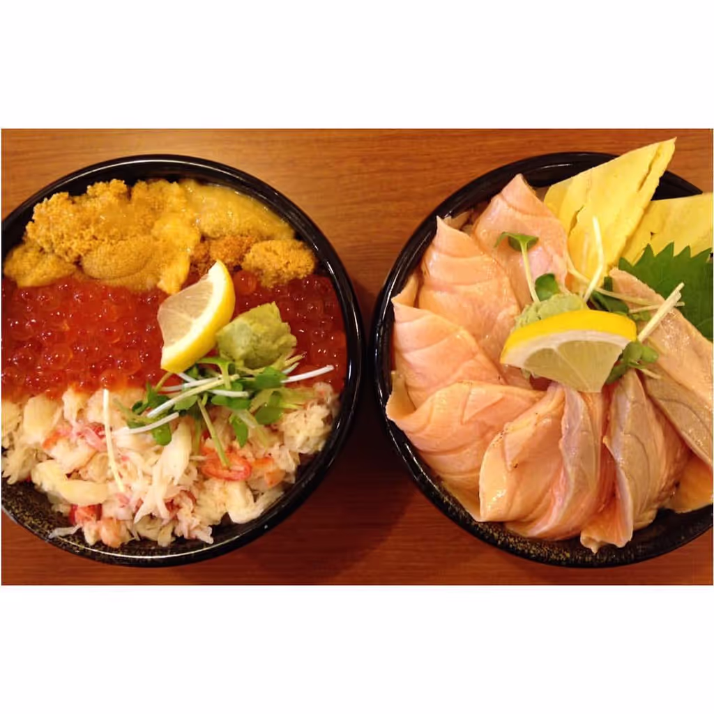 Tokyo Private Tour - Sashimi and seafood bowls