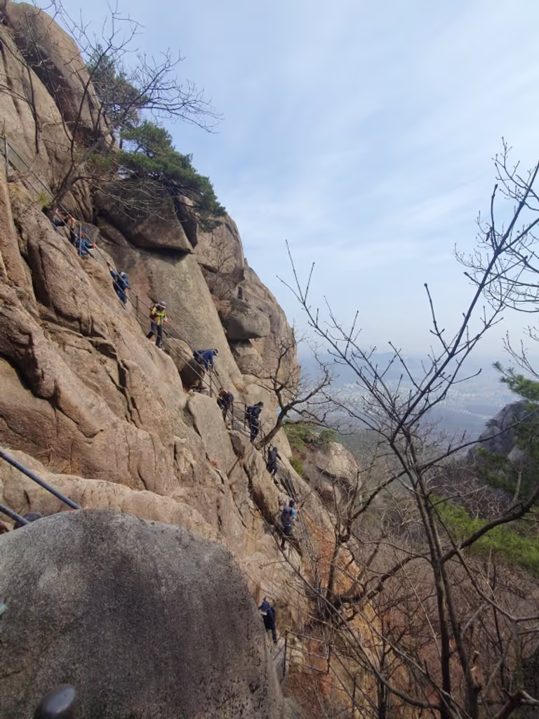 Seoul Private Tour - Mt. Dobongsan ridge, photo by Hans