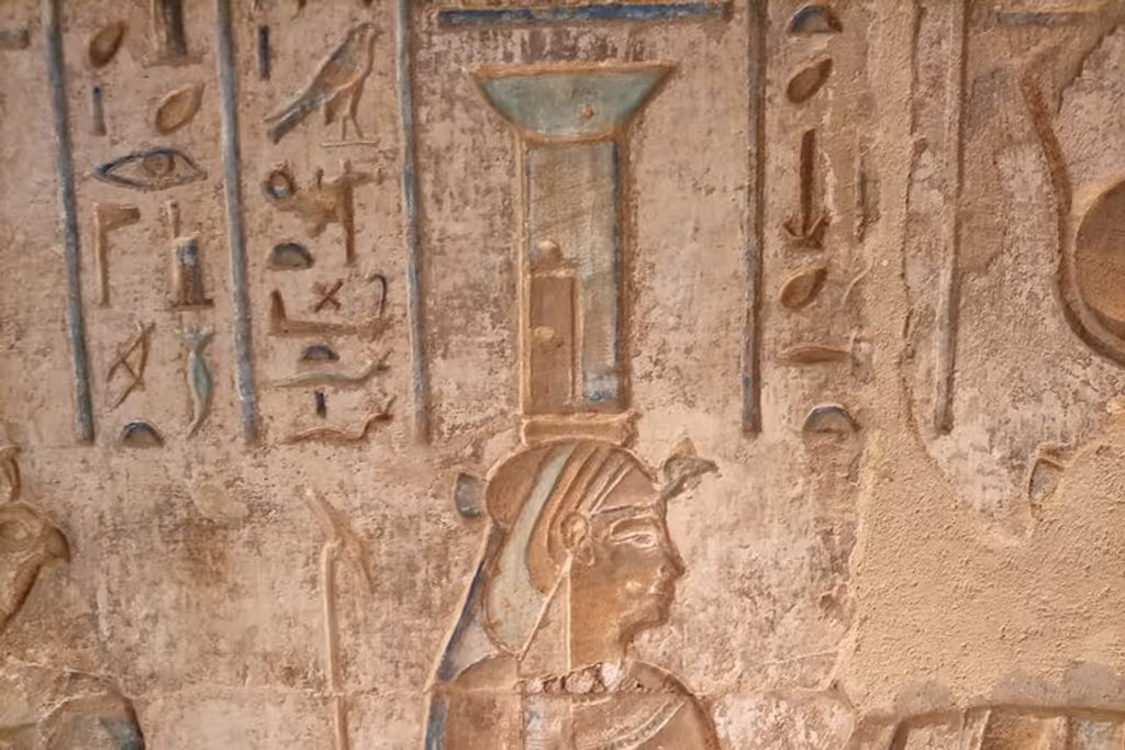 Luxor Private Tour - Der el madena temple