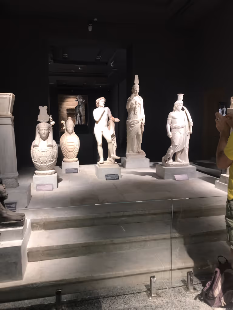 Alexandria Private Tour - Greec status discoverd under the see