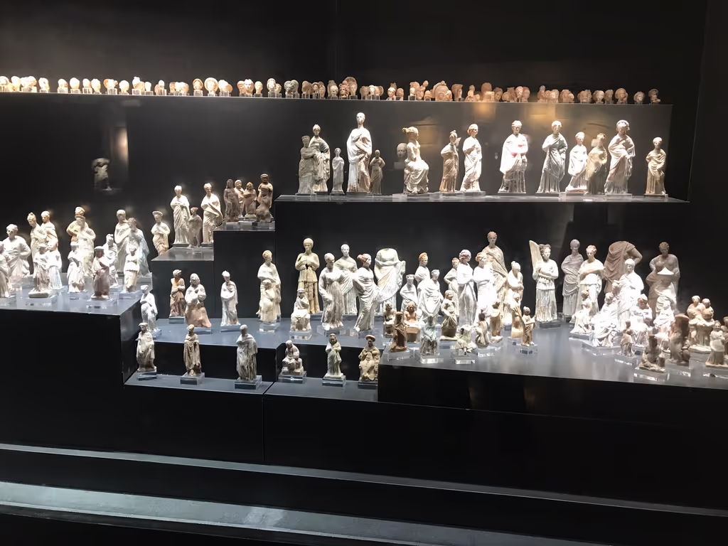 Alexandria Private Tour - Tanagra status 