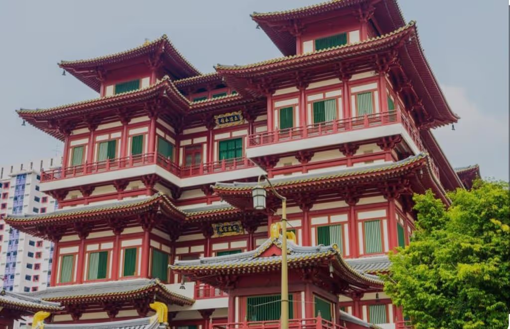 Singapore Private Tour - Buddha Tooth Temple