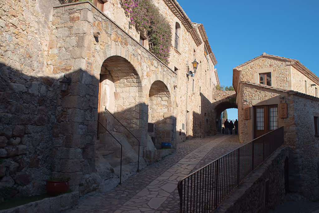 Barcelona Private Tour - Old town of Pals